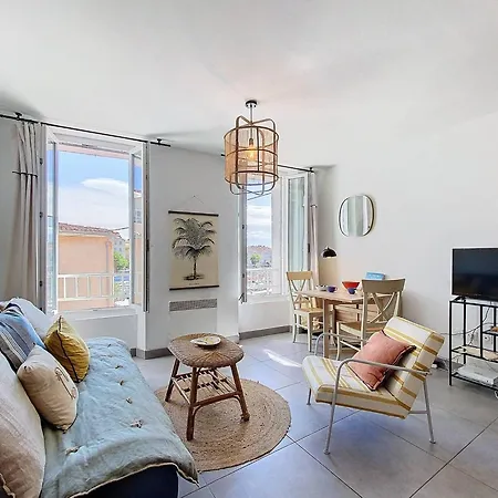 T2 Lumineux Sur Le Vieux Port, - Fr-1-770-11 La Ciotat
